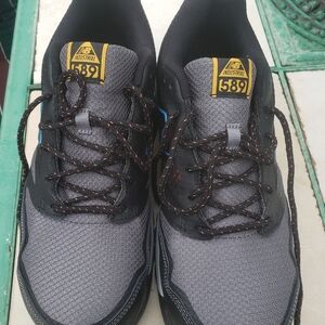 New Balance Industrial 589 Black and Gray Sneakers.Men's tennis shoes size US 12